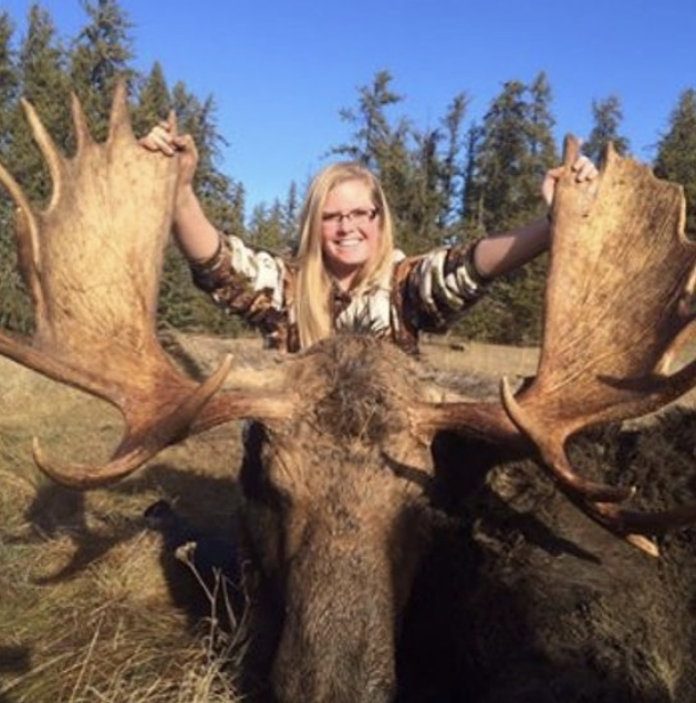 picture of moose hunting alberta 2